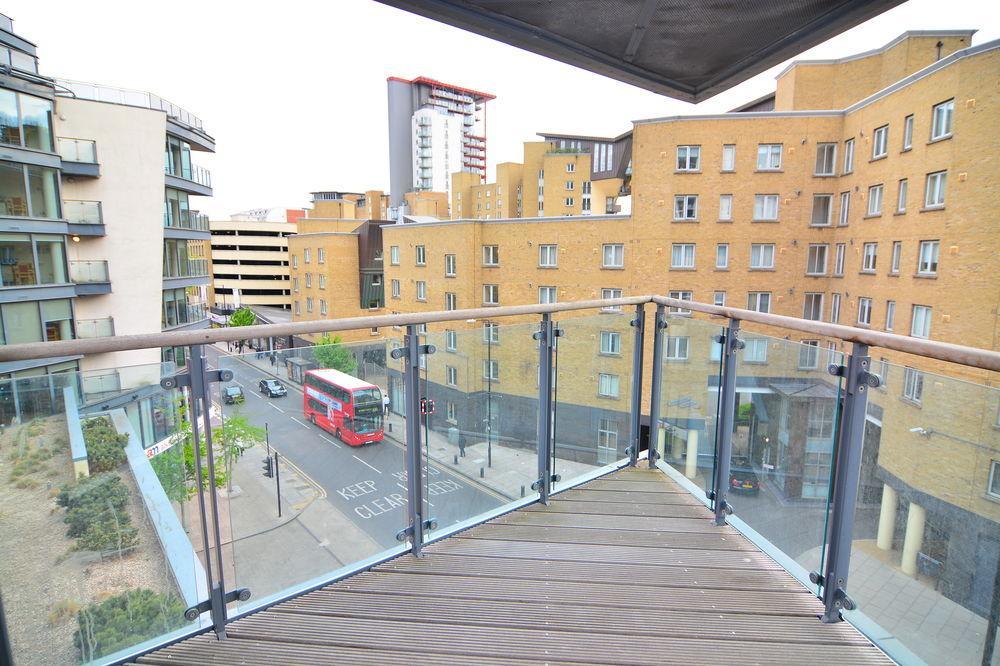 Apartment Wharf - Canary South 伦敦 外观 照片