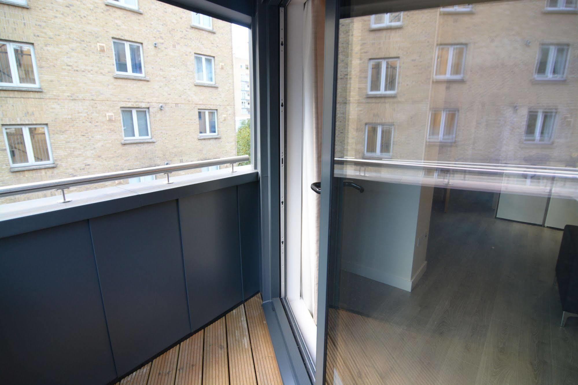Apartment Wharf - Canary South 伦敦 外观 照片